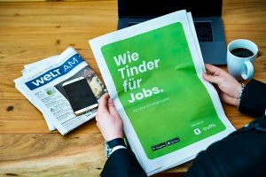 Die "Wie Tinder für Jobs." Anzeige in der WELT am Sonntag.